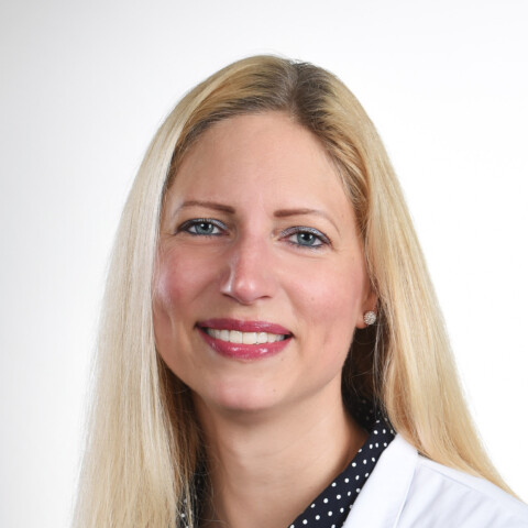 Dr.-med.-Julia-Dahm-2-480x480