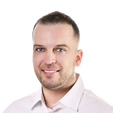 Tome-Profilbild-Web-Seite-e1719142487150-480x480
